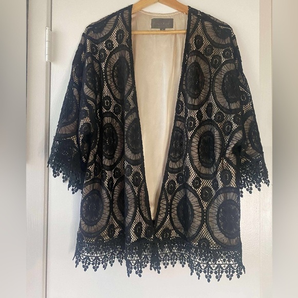 Anthropologie Jackets & Blazers - Anthropologie Sunday in Brooklyn Beautiful lace jacket with satin like fabric